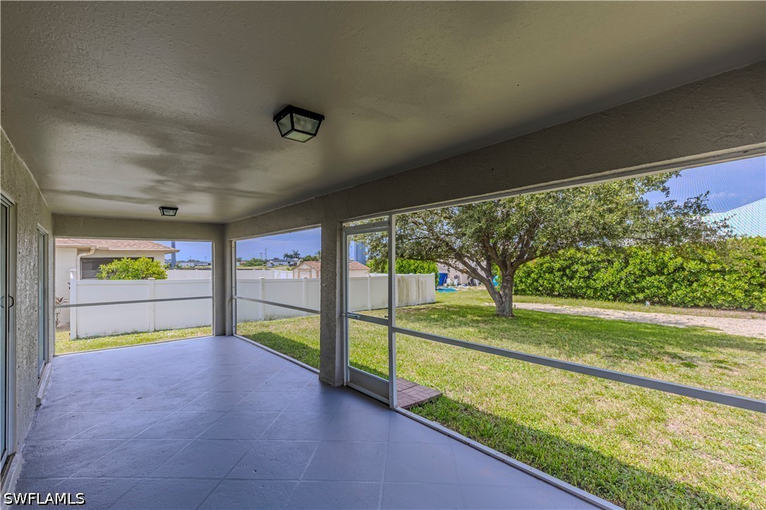 3 Bed SingleFamilyResidence for Sale in Cape Coral, photo 19