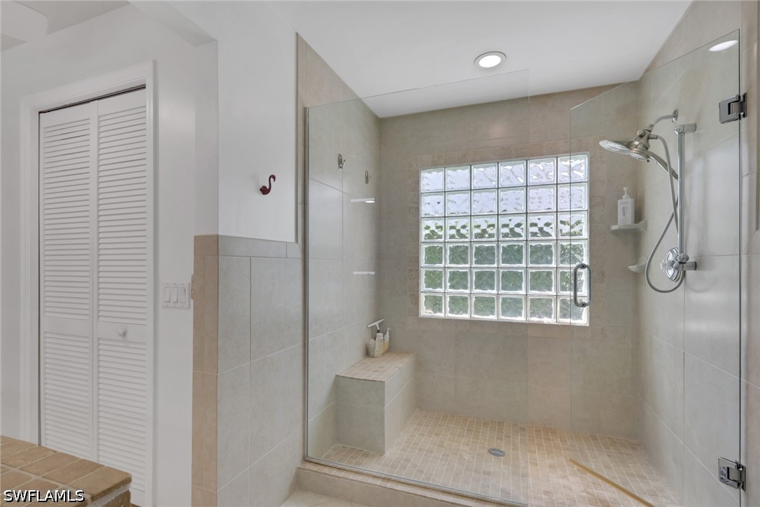2 Bed SingleFamilyResidence for Sale in Naples, photo 19