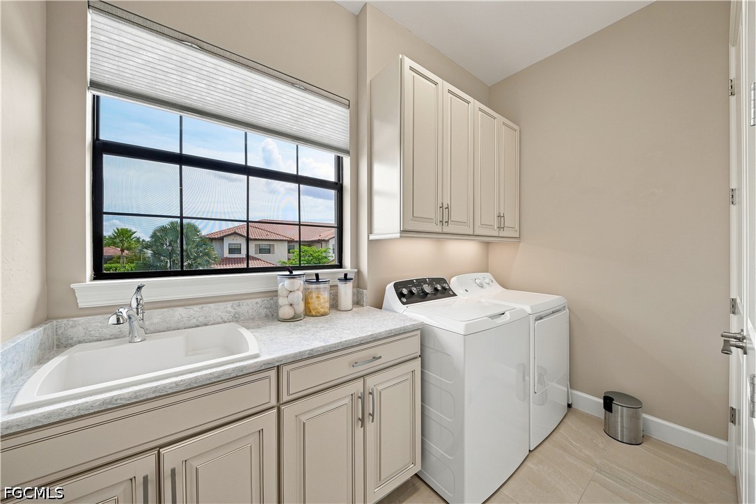 3 Bed Waterfront Home for Sale in Esplanade, photo 19