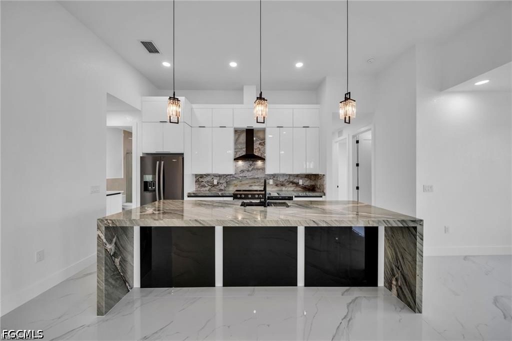 4 Bed SingleFamilyResidence for Sale in Cape Coral, photo 19