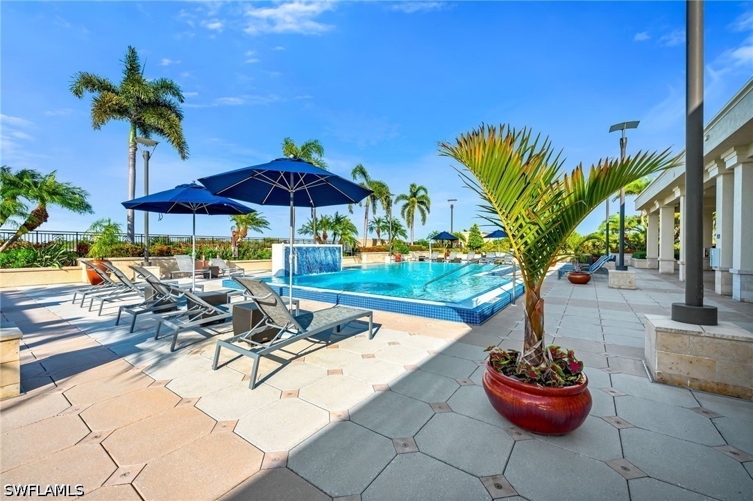 2 Bed Condominium for Sale in The Strada, photo 19