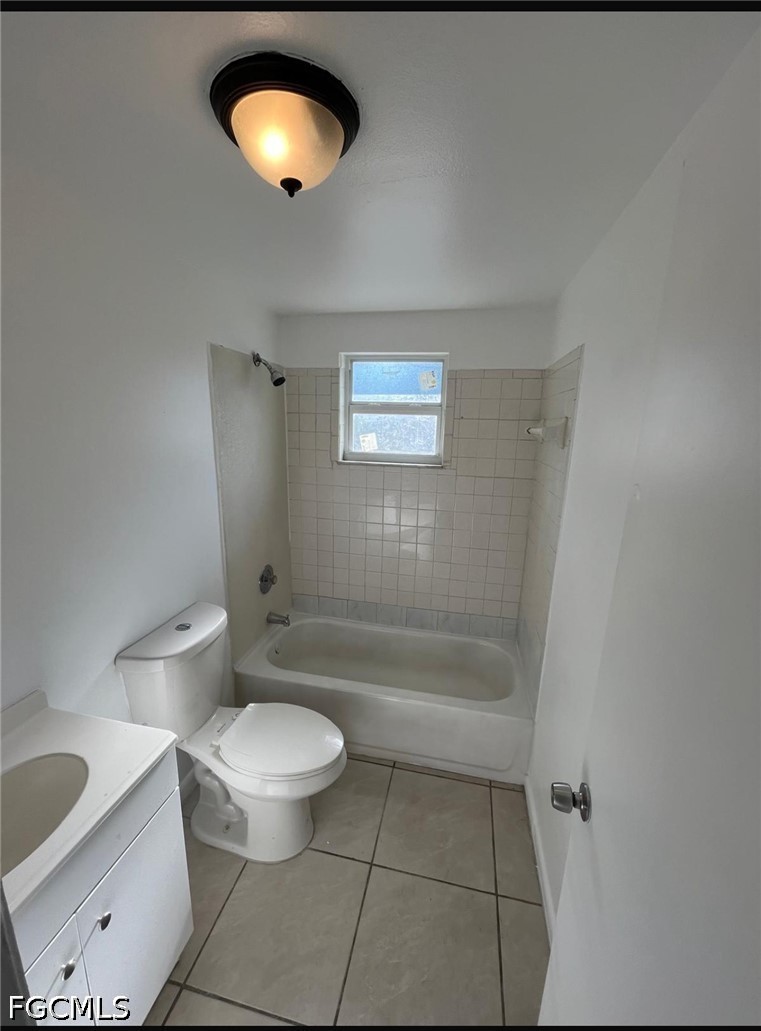 2 Bed Quadruplex for Sale in Fort Myers, photo 19