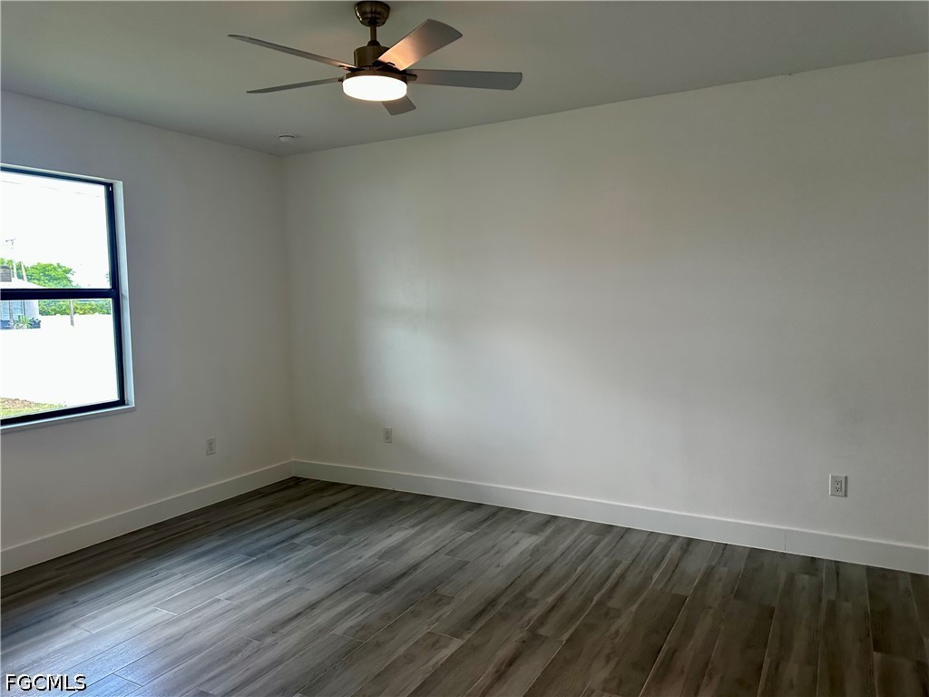 4 Bed SingleFamilyResidence for Sale in Cape Coral, photo 19