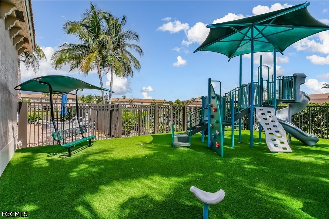3 Bed Townhouse for Sale in Fort Myers, photo 19