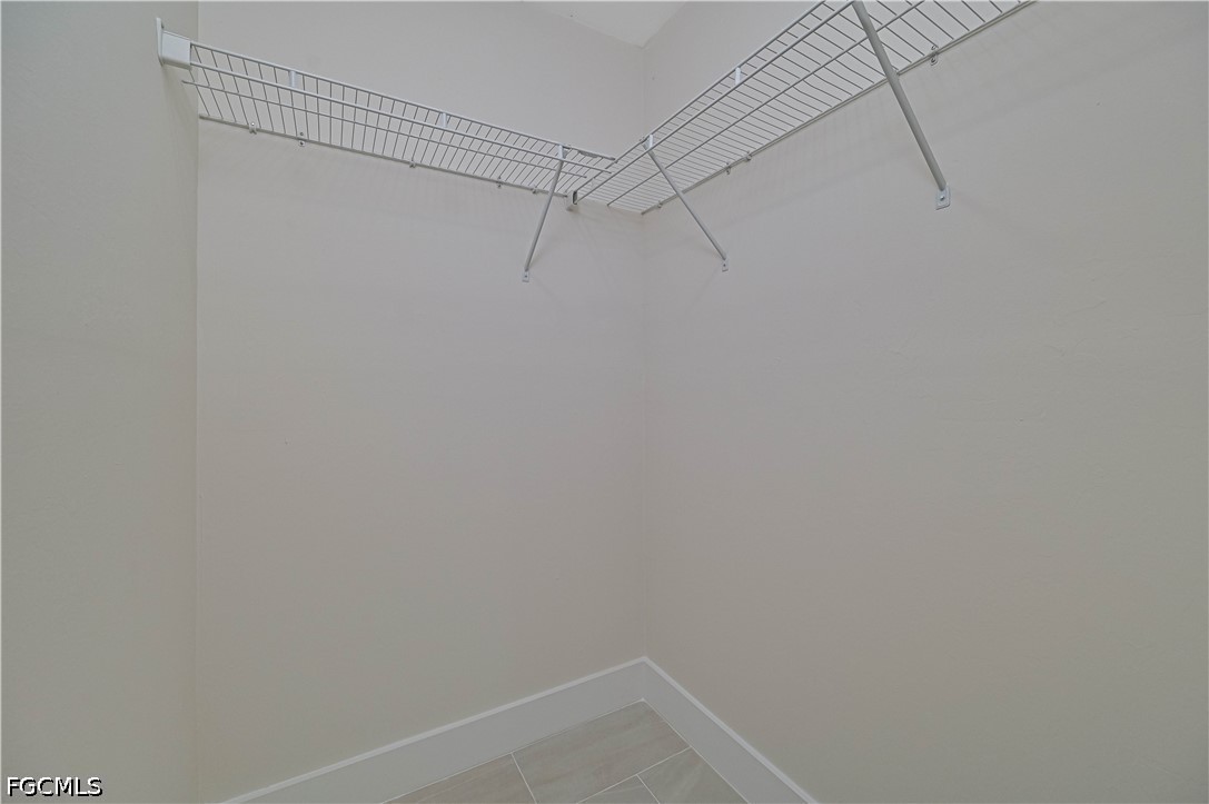 4 Bed SingleFamilyResidence for Sale in Rainbow Groves, photo 19