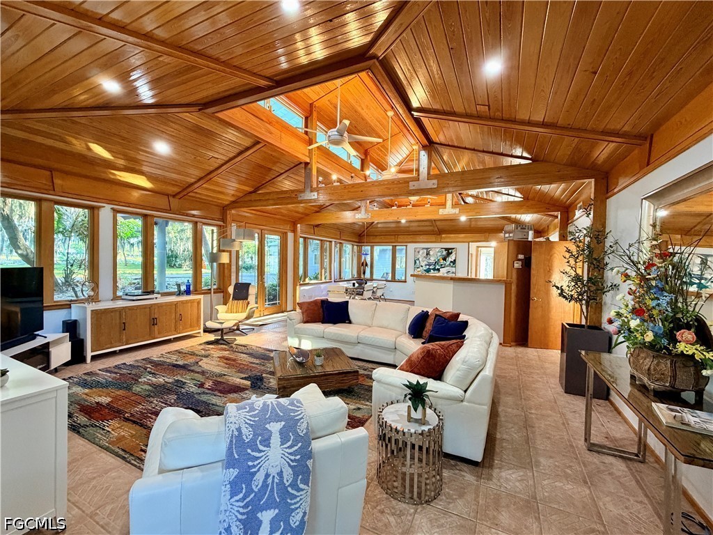 3 Bed Waterfront Home for Sale in Labelle, photo 19