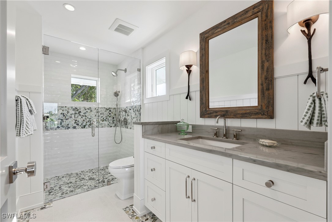 5 Bed Pool Home for Sale in Olde Naples, photo 20
