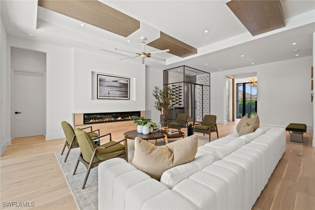 5 Bed Pool Home for Sale in Park Shore, photo 20