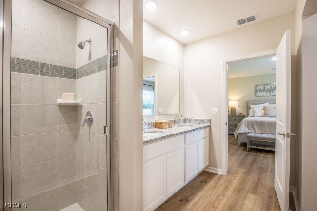 4 Bed SingleFamilyResidence for Sale in Cape Coral, photo 20