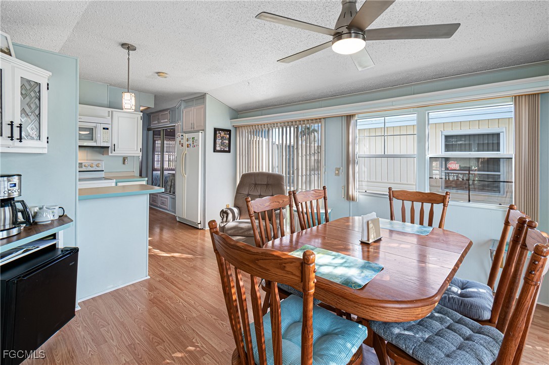 1 Bed ManufacturedHome for Sale in Estero, photo 20