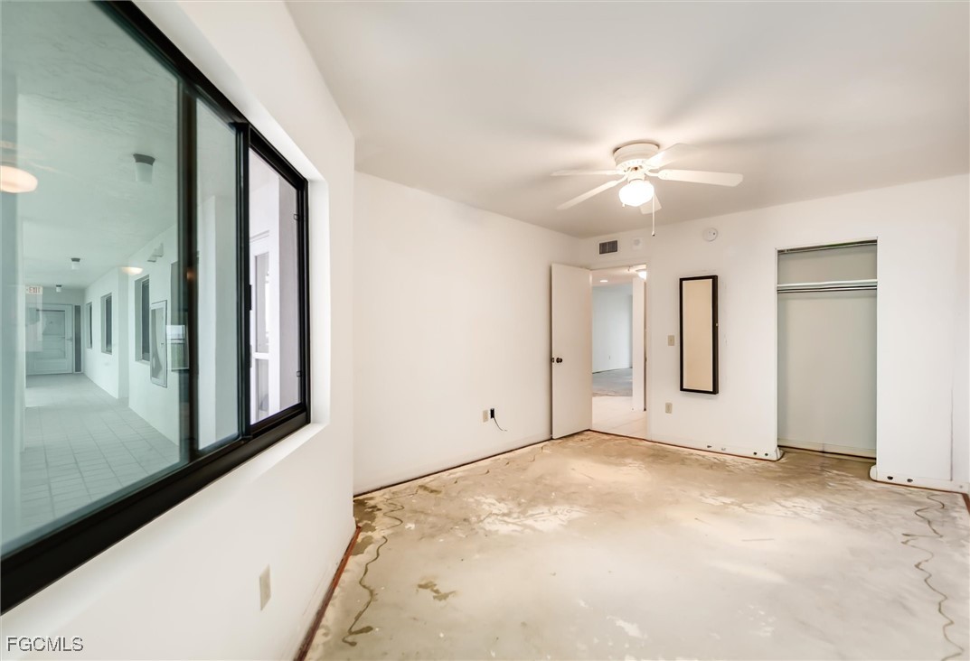 2 Bed Waterfront Home for Sale in Harbour Pointe Condo, photo 20