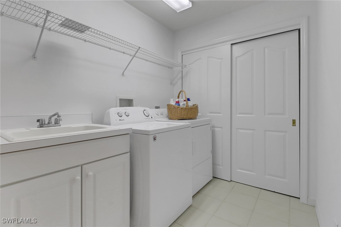3 Bed Waterfront Home for Sale in Naples, photo 20
