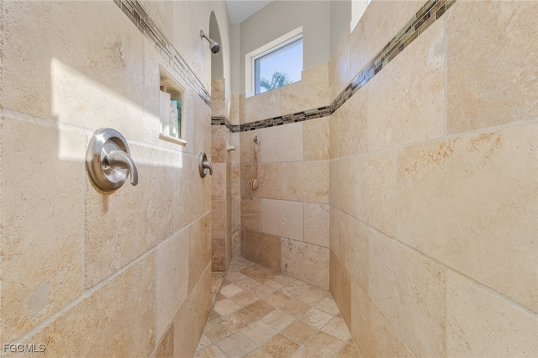 3 Bed Pool Home for Sale in Bokeelia, photo 20