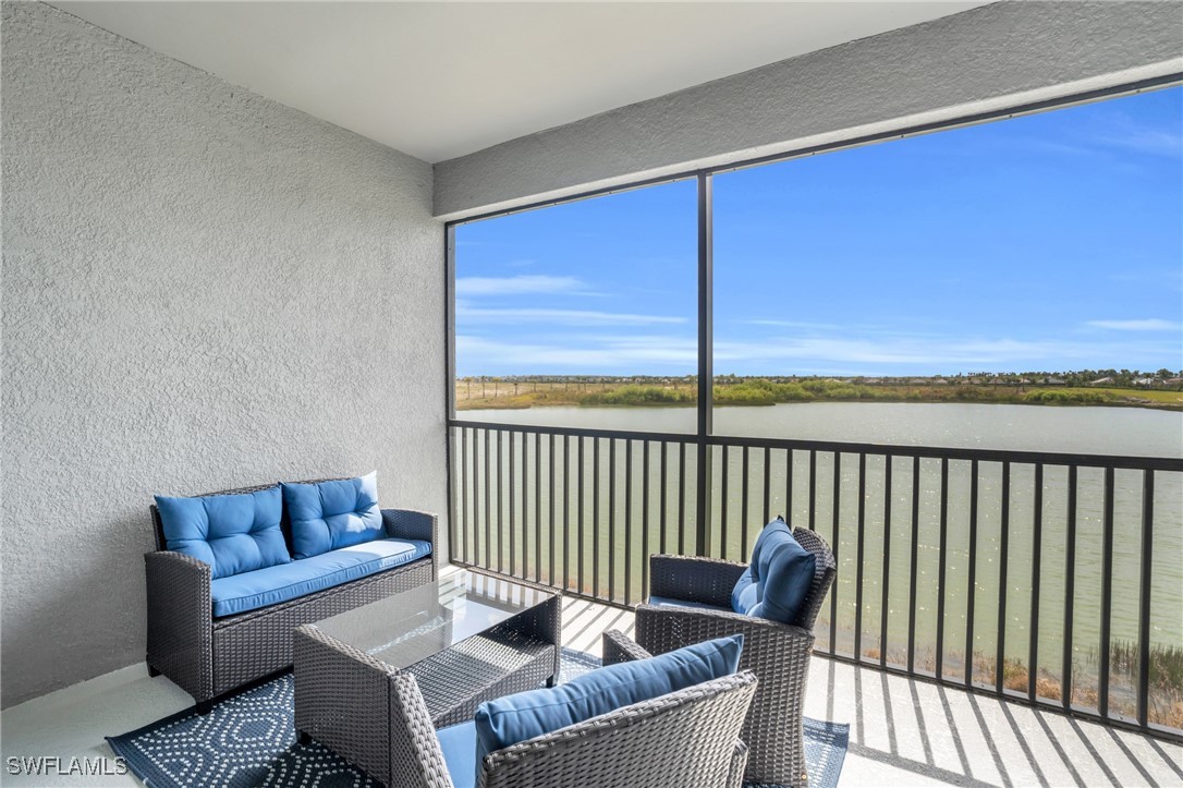 2 Bed Waterfront Home for Sale in Fort Myers, photo 20