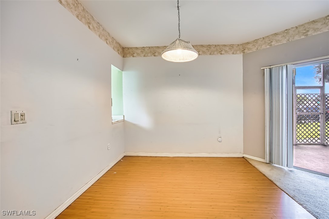 2 Bed Attached for Sale in Naples, photo 20