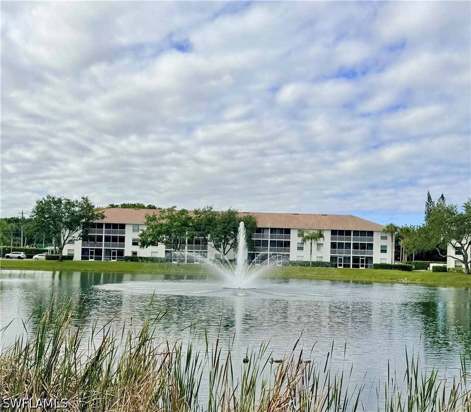 2 Bed Waterfront Home for Sale in Victoria Lakes, photo 20