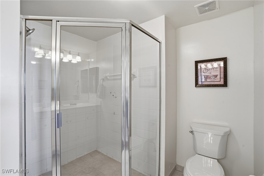 2 Bed Waterfront Home for Sale in Cape Coral, photo 20