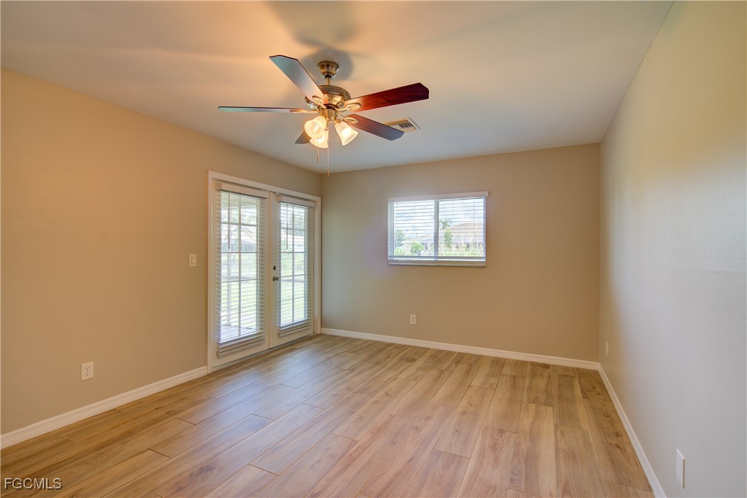 3 Bed Waterfront Home for Sale in Cape Coral, photo 20
