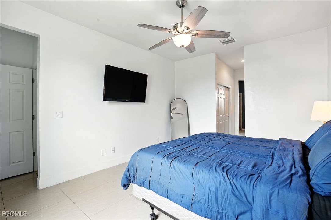 4 Bed SingleFamilyResidence for Sale in Cape Coral, photo 20