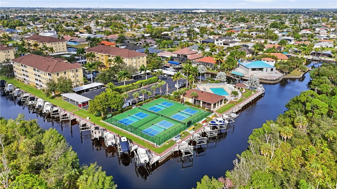 3 Bed Waterfront Home for Sale in Cape Coral, photo 20