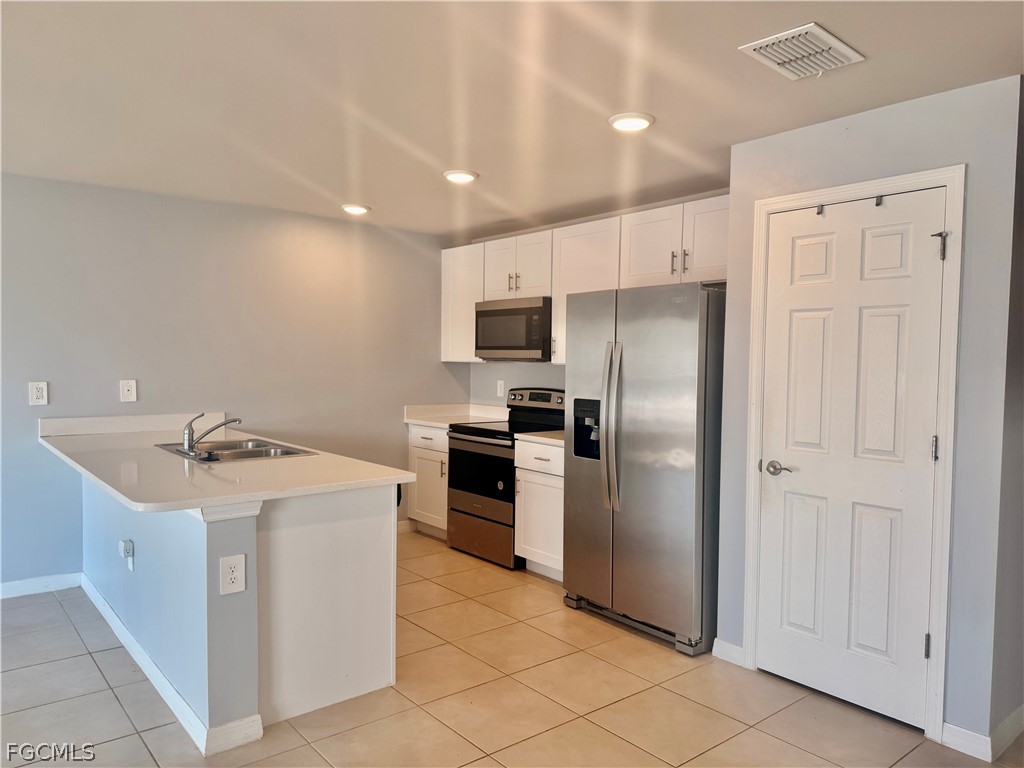 4 Bed SingleFamilyResidence for Sale in Labelle, photo 20