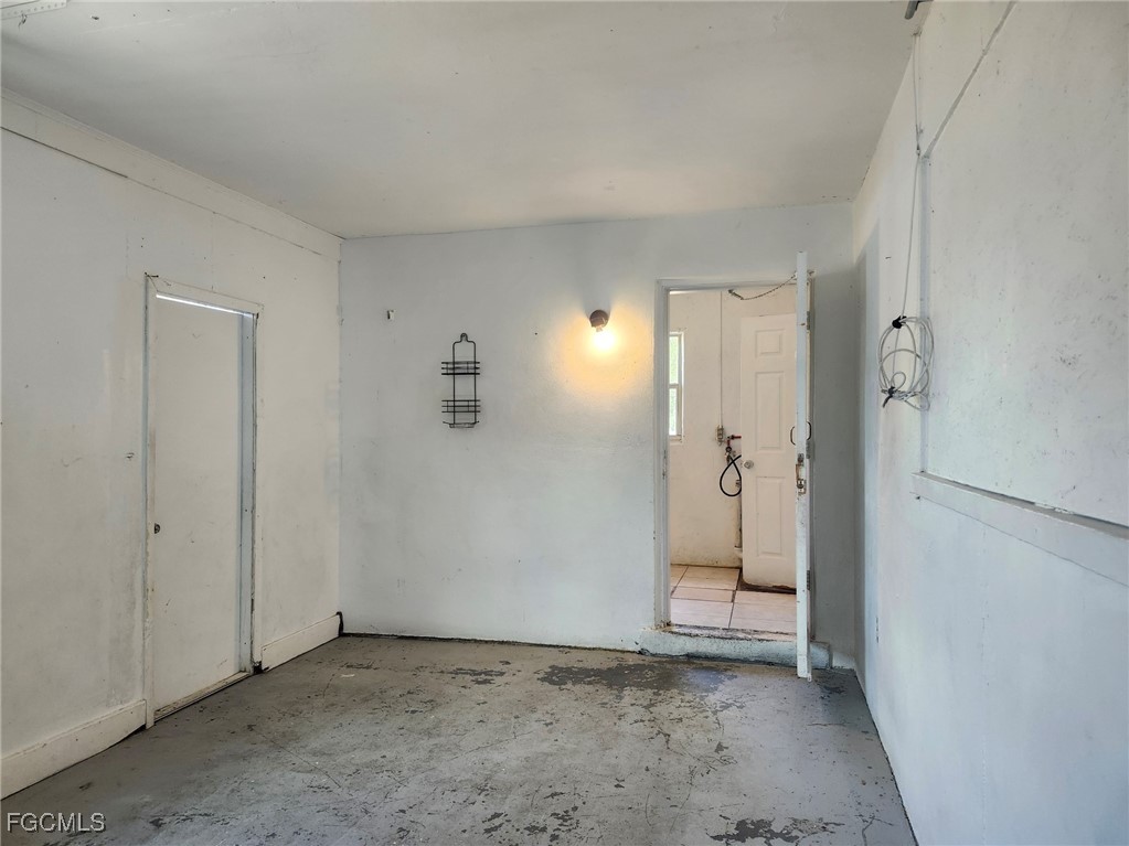 3 Bed SingleFamilyResidence for Sale in Fort Myers, photo 20