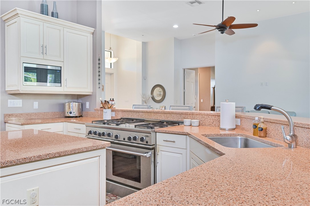 4 Bed Pool Home for Sale in Fort Myers, photo 20