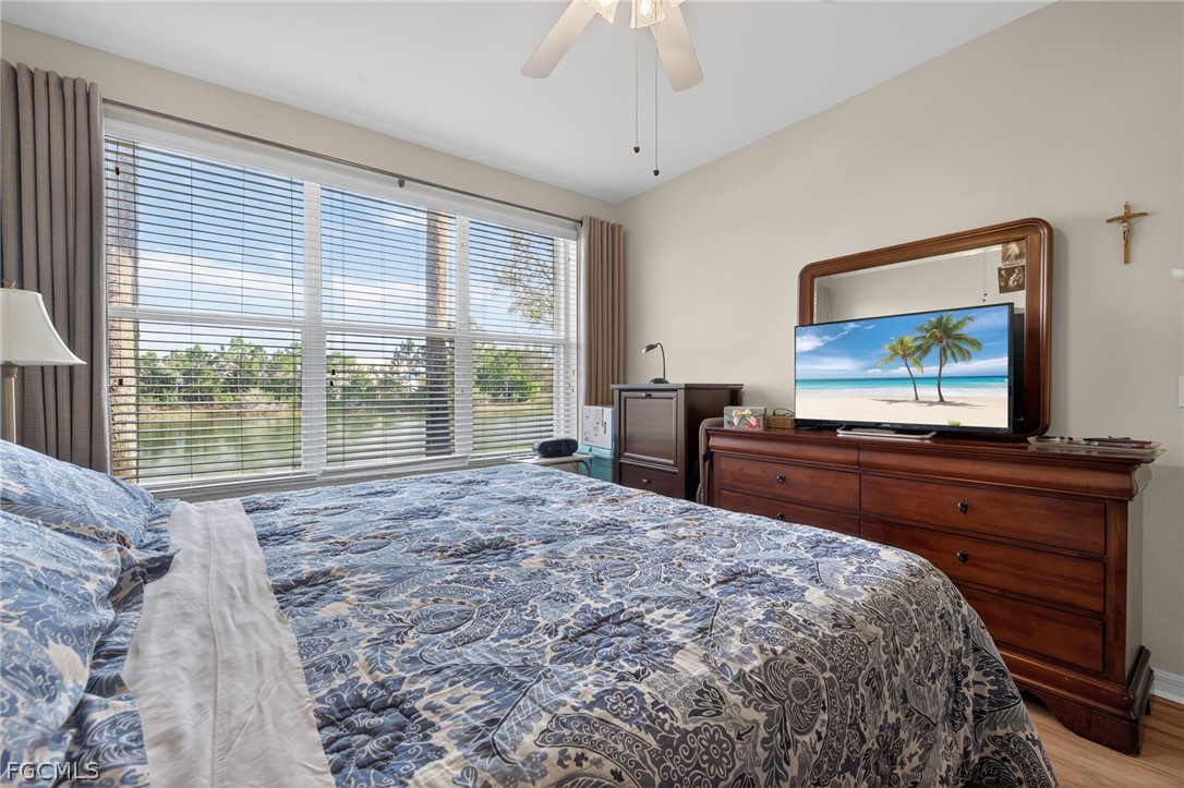 2 Bed Waterfront Home for Sale in Garden Lakes, photo 20