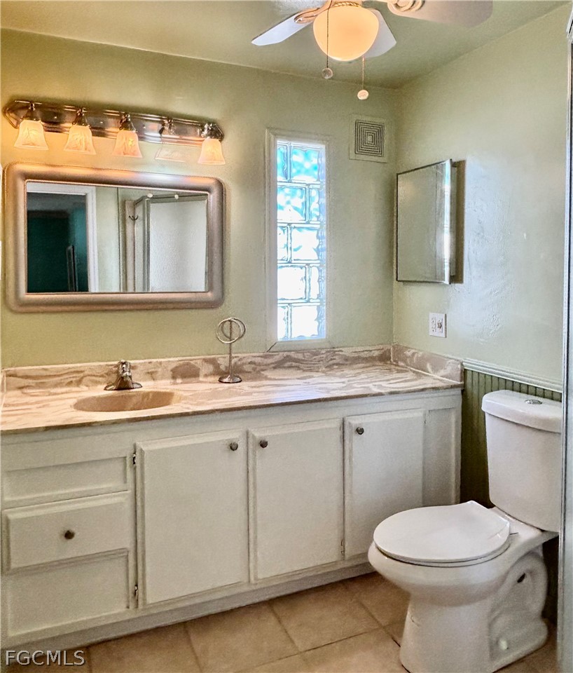 2 Bed ManufacturedHome for Sale in North Fort Myers, photo 20