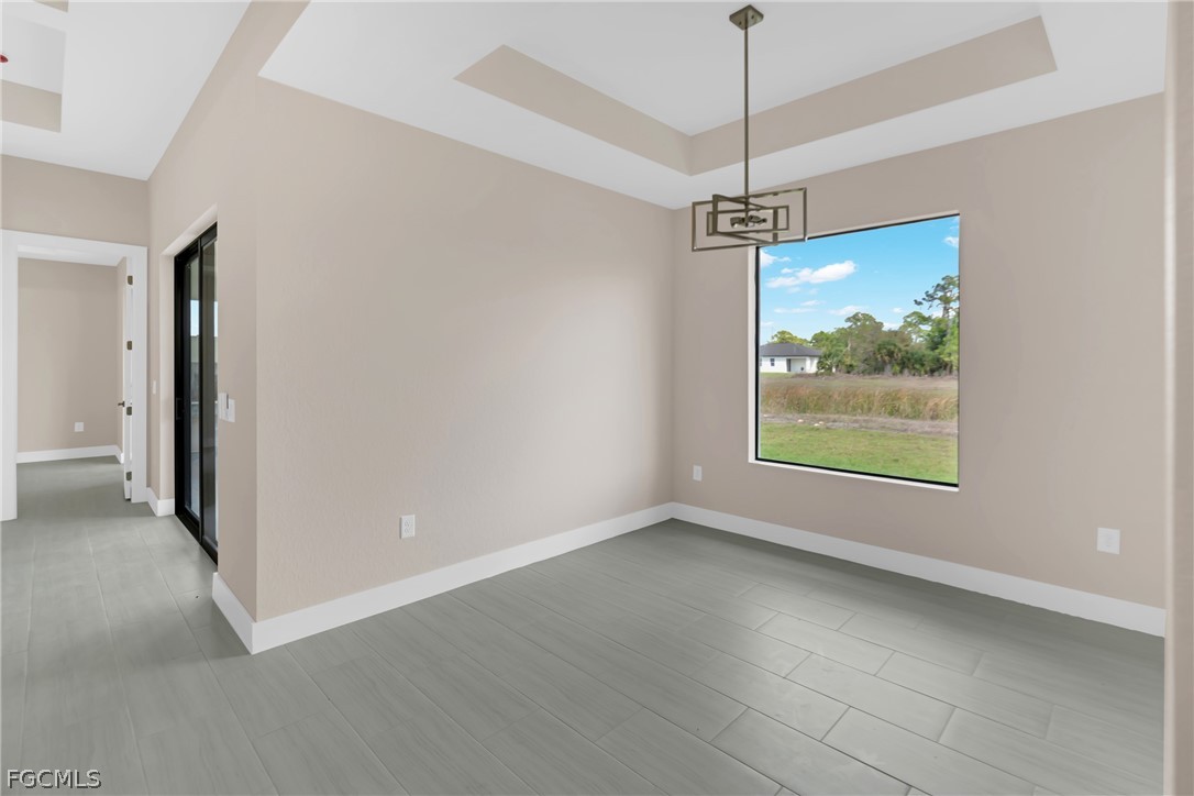 3 Bed SingleFamilyResidence for Sale in Port Labelle, photo 20