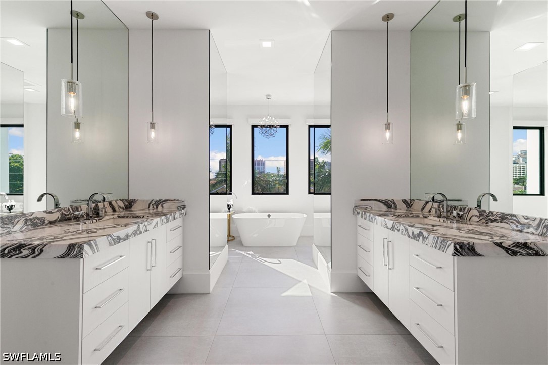 5 Bed Pool Home for Sale in Marco Island, photo 20