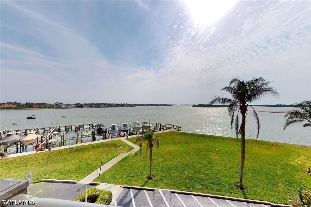 2 Bed Waterfront Home for Sale in Marco Island, photo 20