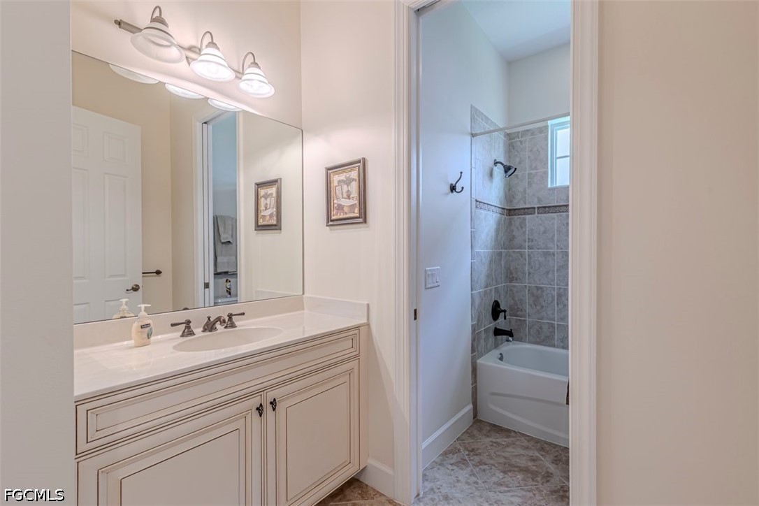 4 Bed Pool Home for Sale in Emerson Square, photo 20