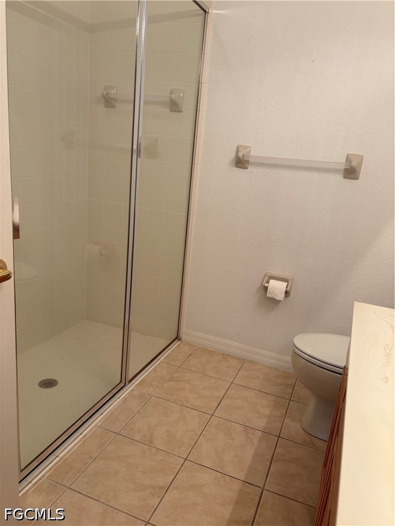 2 Bed Waterfront Home for Sale in Fort Myers, photo 20