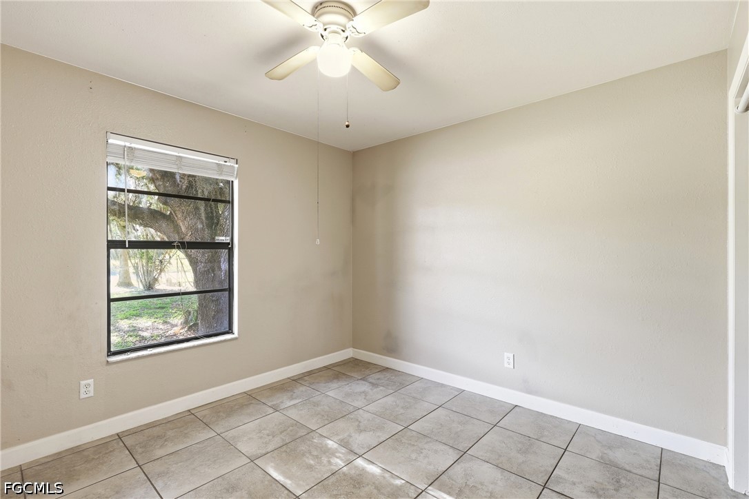 3 Bed SingleFamilyResidence for Sale in Labelle, photo 20