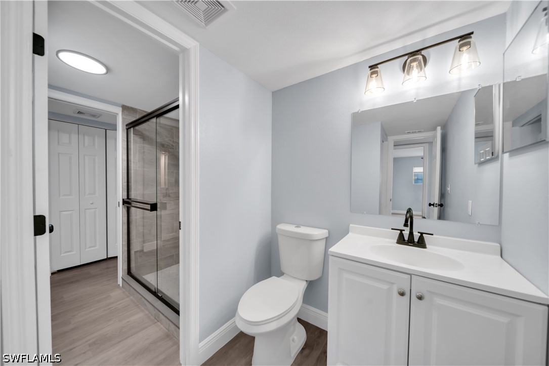2 Bed Condominium for Sale in North Fort Myers, photo 20