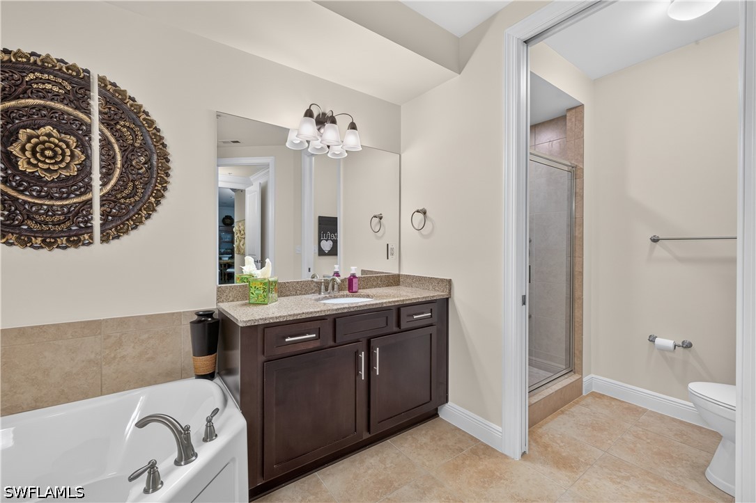 2 Bed Condominium for Sale in Estero, photo 20
