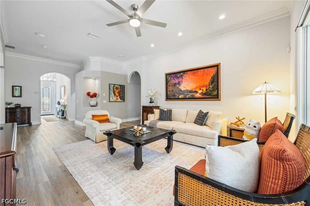 2 Bed SingleFamilyResidence for Sale in Naples, photo 20