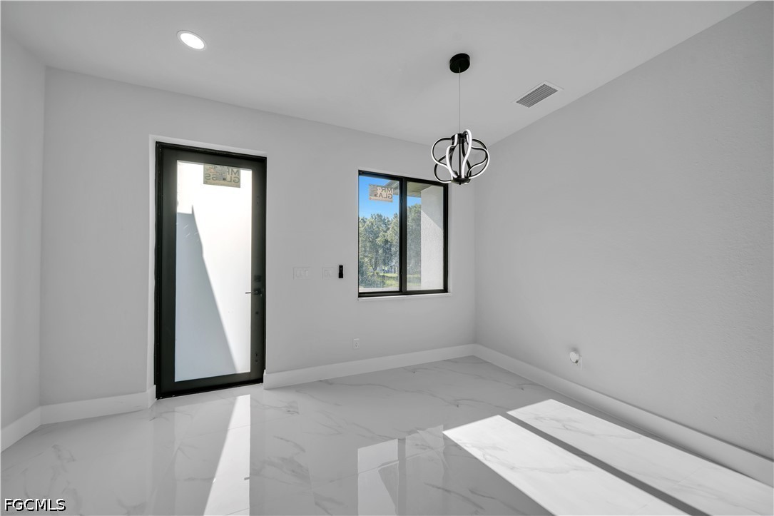 3 Bed SingleFamilyResidence for Sale in Lehigh Acres, photo 20