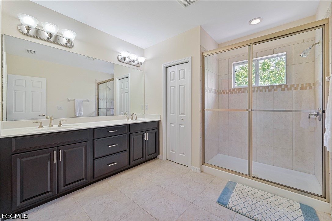 3 Bed Townhouse for Sale in Somerset Townhomes, photo 20