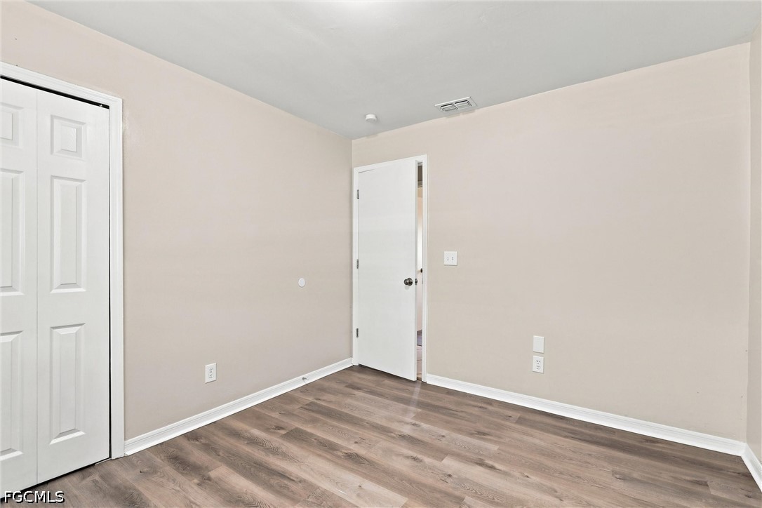 3 Bed SingleFamilyResidence for Sale in San Carlos Park, photo 20