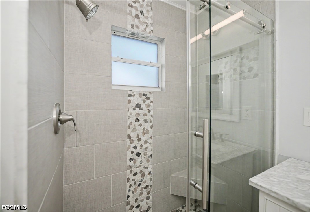 2 Bed SingleFamilyResidence for Sale in North Fort Myers, photo 20
