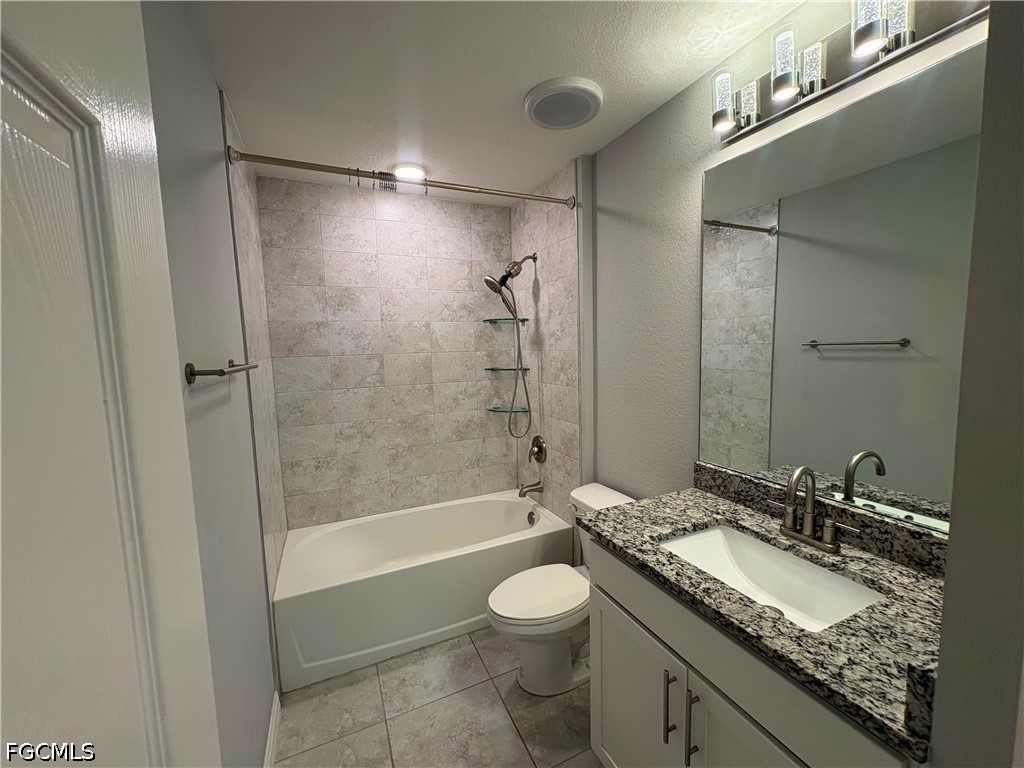 3 Bed SingleFamilyResidence for Sale in Cape Coral, photo 20
