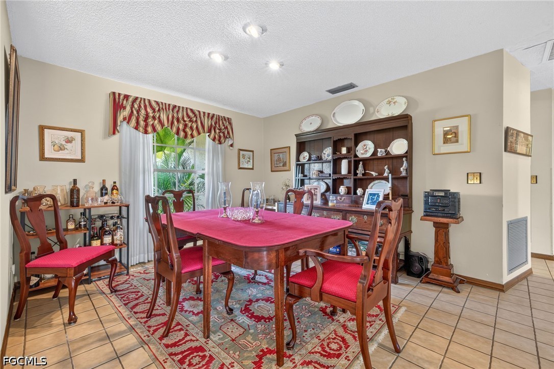 3 Bed Pool Home for Sale in Fort Myers, photo 20