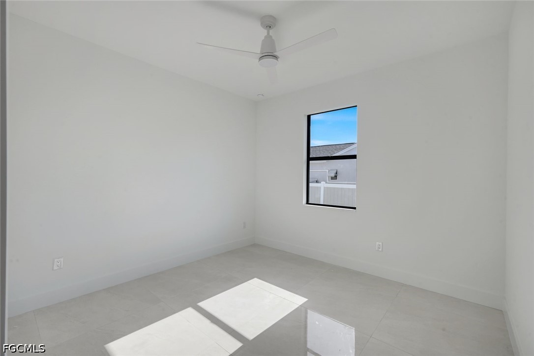 4 Bed SingleFamilyResidence for Sale in Cape Coral, photo 20