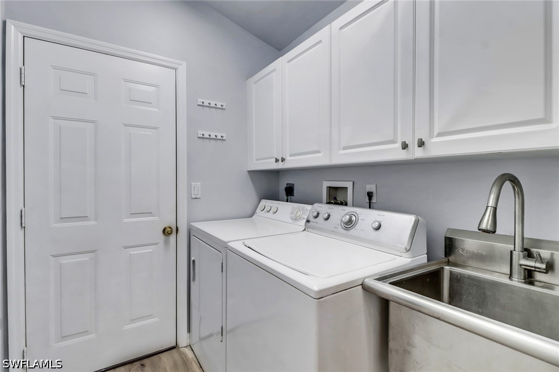 3 Bed Waterfront Home for Sale in Moon Lake, photo 20