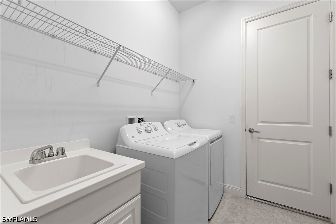 3 Bed SingleFamilyResidence for Sale in Estero, photo 20