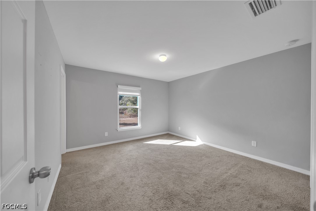 3 Bed SingleFamilyResidence for Sale in Lehigh Acres, photo 20