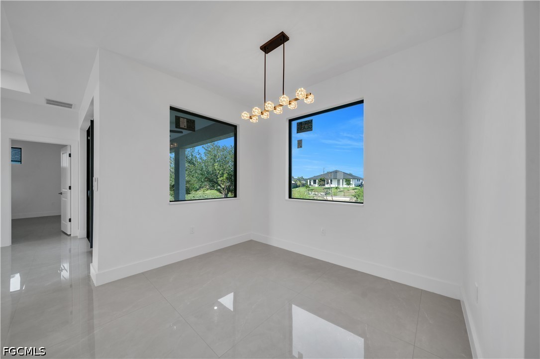 3 Bed Waterfront Home for Sale in Cape Coral, photo 20