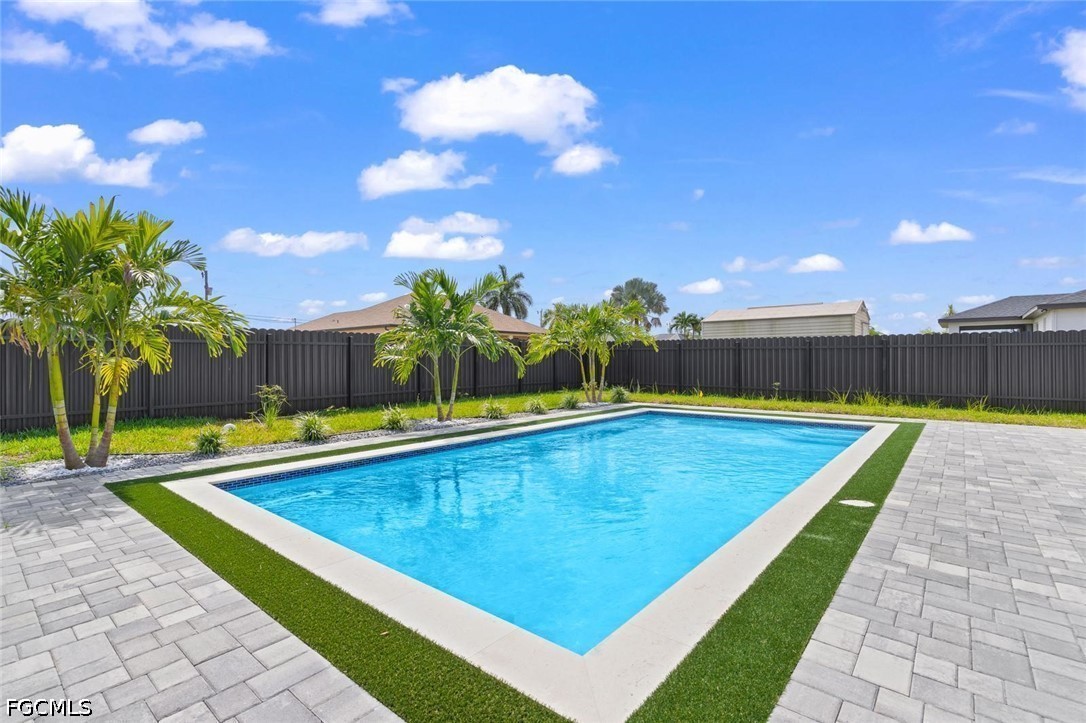 3 Bed Pool Home for Sale in Cape Coral, photo 20